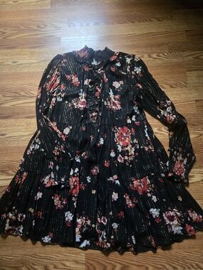 NWOT Fab'rik Black Floral Ruffled Long Sleeve Dress with Gold Metallic Pinstripe